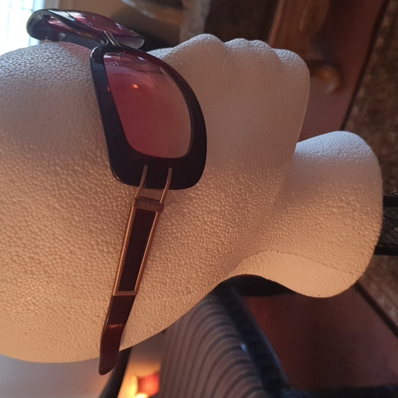 Gianfranco Ferre Sunglasses - Picture 2 of 8